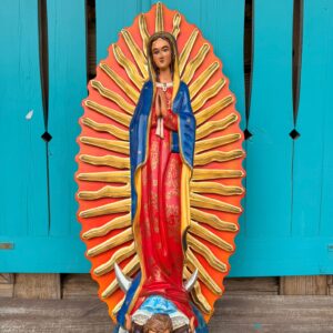 Matka Boska z Guadalupe. Patronka dzieci nienarodzonych i Obrończyni – figura dekoracyjna.